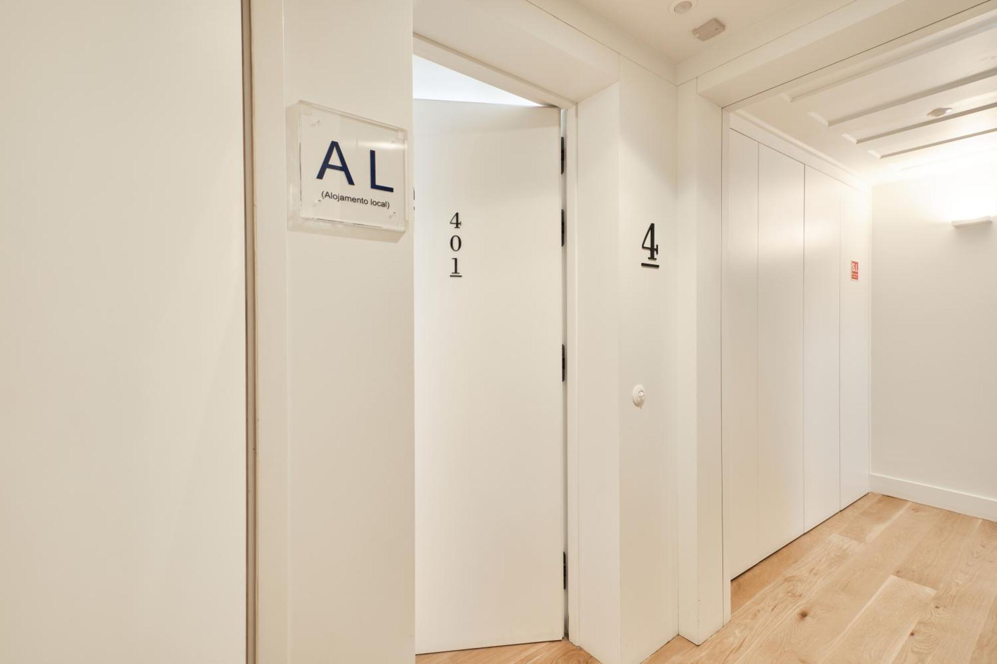 Ando Living - Santa Justa 79 House Apartment ลิสบอน ภายนอก รูปภาพ